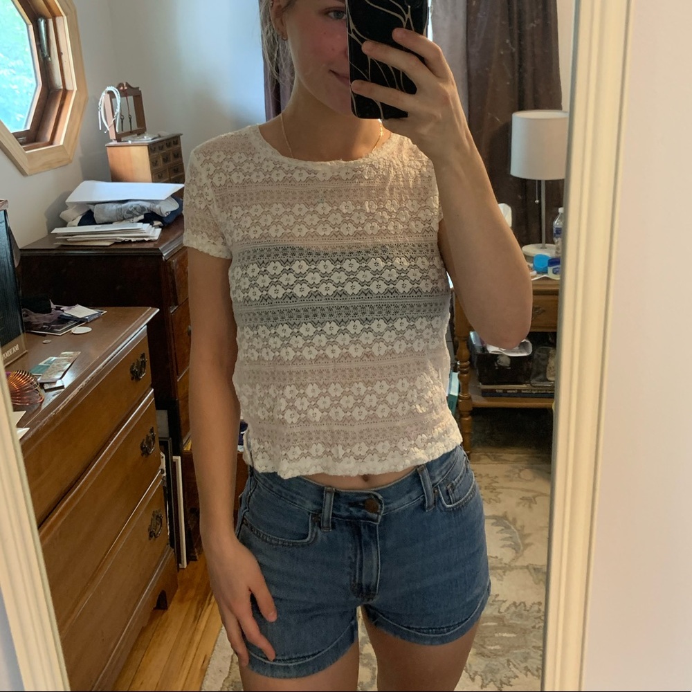 American Eagle Lace Tshirt